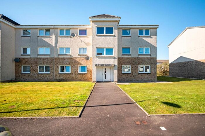 2 Bedroom Flat For Sale In Sanderling, Lesmahagow, Lanark, ML11
