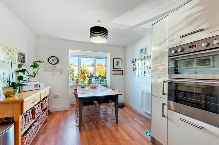 4 Bedroom Semi-Detached House To Rent In Fairwater Drive, TW17