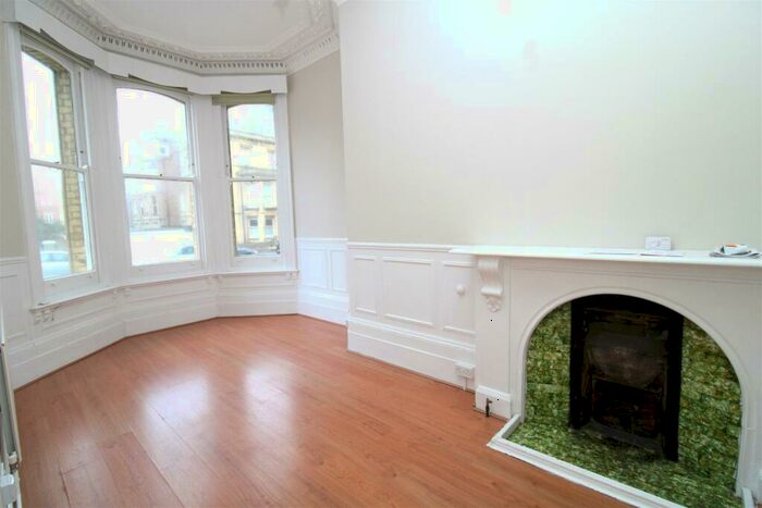 1 Bedroom Flat To Rent In Fourth Avenue, Hove, BN3