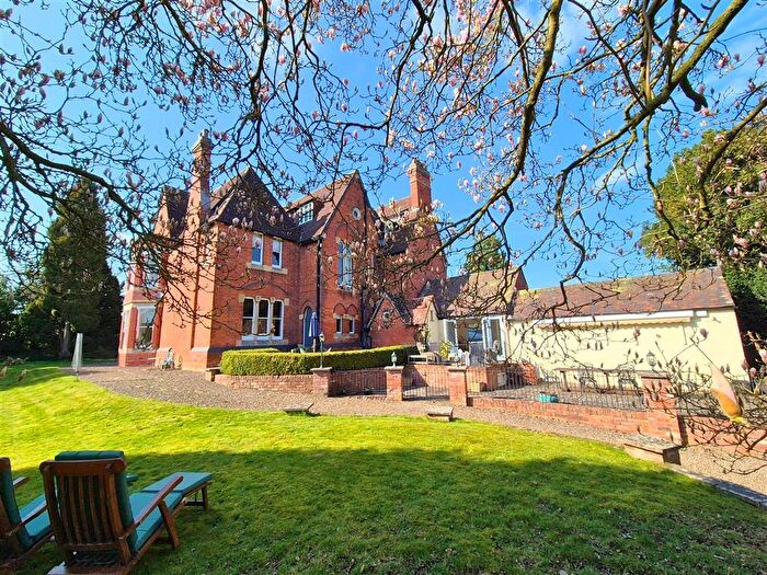 5 Bedroom Detached House For Sale In Hereford Road, Leominster, Herefordshire, HR6