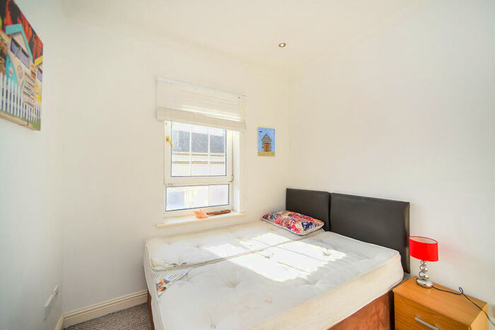 2 Bedroom Apartment To Rent In The Octagon, Brighton Marina, BN2