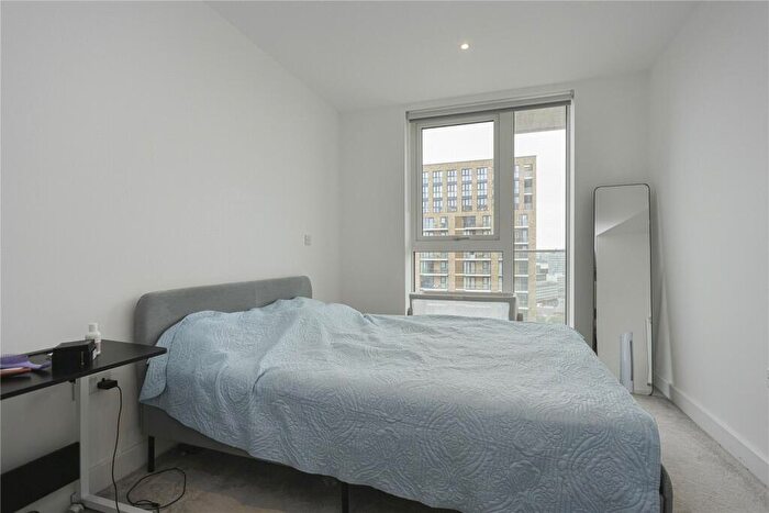 1 Bedroom Apartment For Sale In Victory Parade, Woolwich, SE18