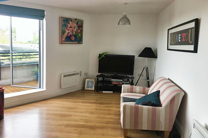 2 Bedroom Flat For Sale In Fortune Green Road, London, NW6