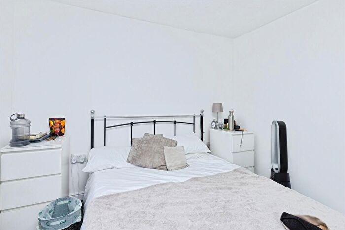 2 Bedroom End Of Terrace House For Sale In Bierley House Avenue, Bradford, BD4