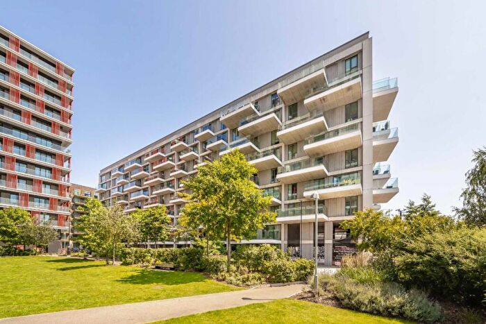 2 Bedroom Flat For Sale In Bonnet Street, Royal Wharf, E16