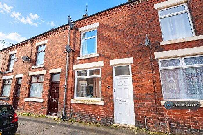 2 Bedroom End Of Terrace House To Rent In Dixon Street, Bolton, BL6