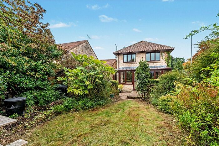 4 Bedroom Detached House For Sale In North Grove Way, Wetherby, West Yorkshire, LS22