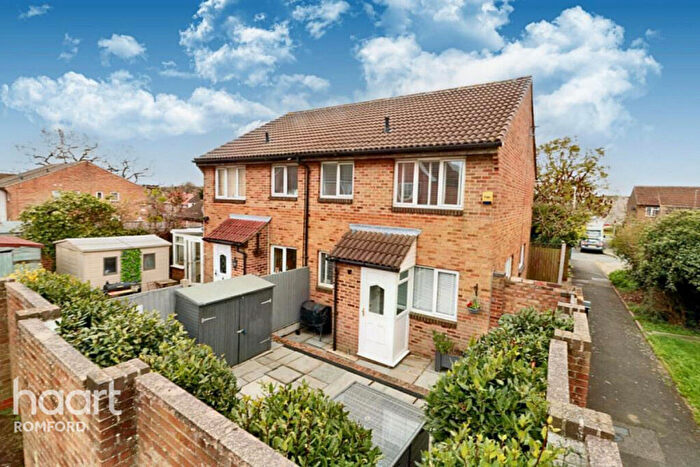 1 Bedroom Semi Detached House To Rent In Stephens Close, Romford, RM3