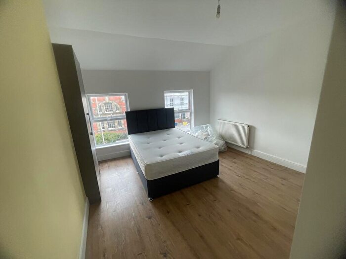 1 Bedroom House To Rent In Room Picton Road, L15