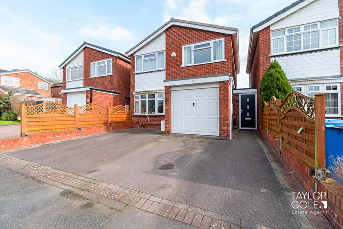 3 Bedroom Detached House For Sale In Lanchester Close, Tamworth, B79