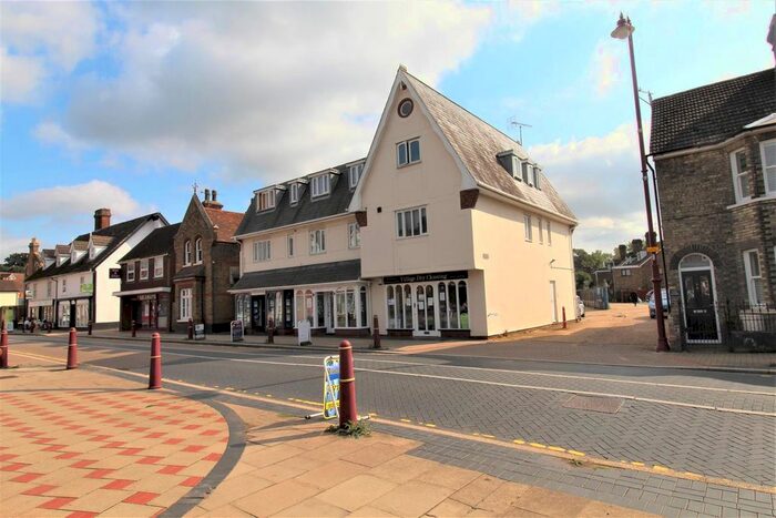 1 Bedroom Flat To Rent In High Street, Stanstead Abbotts, Ware, SG12