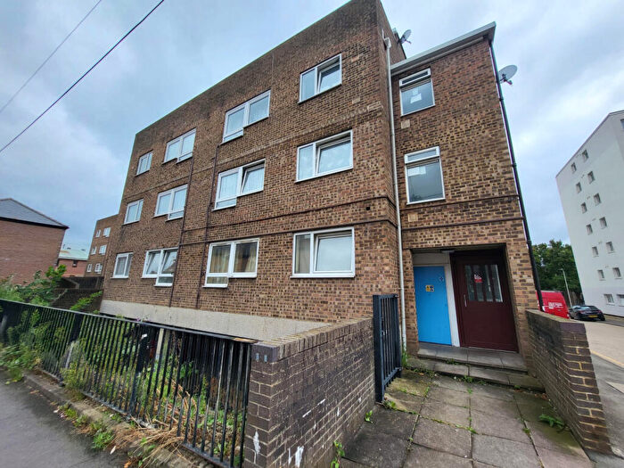 1 Bedroom Flat To Rent In Hastings Street, LU1