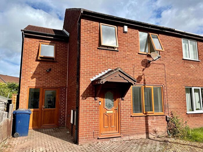 3 Bedroom House To Rent In Lostock View, Lostock Hall, Preston, PR5