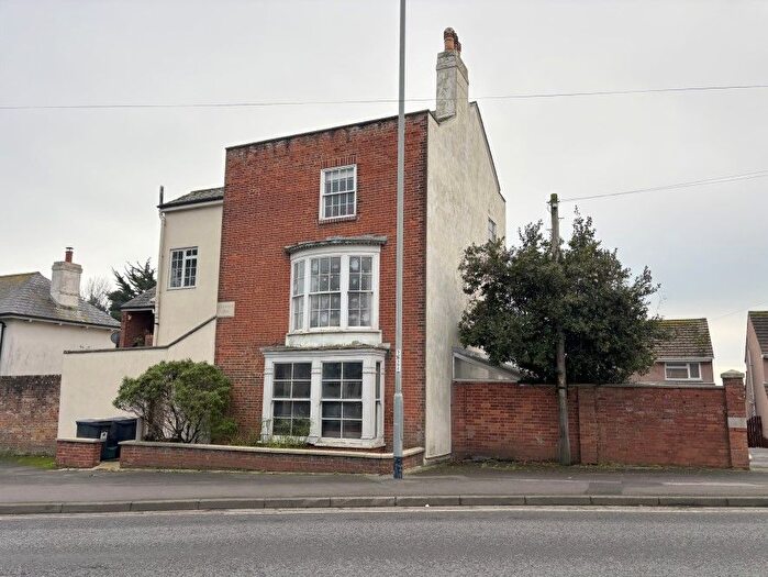2 Bedroom Flat For Sale In Flat, Clear Mount Lodge, Buxton Road, Weymouth, Dorset, DT4