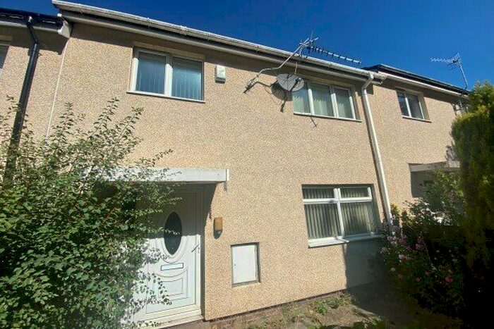 3 Bedroom Property To Rent In Snead Court, Nottingham, NG5
