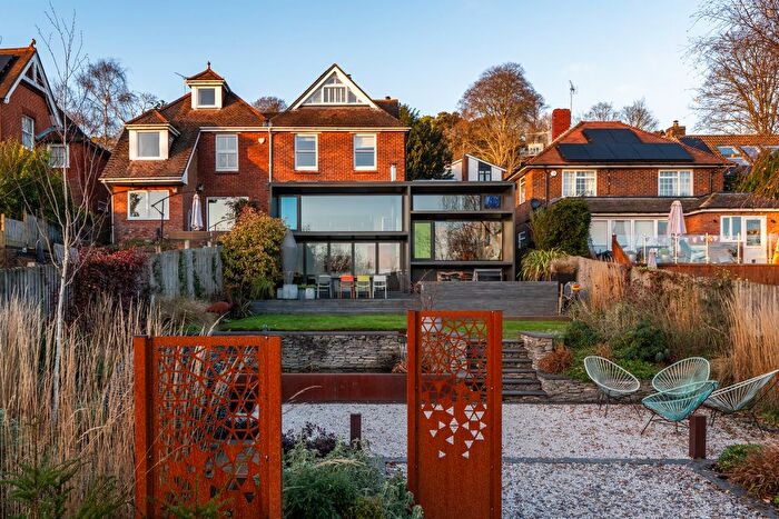 5 Bedroom Semi-Detached House For Sale In Petersfield Road, Winchester, SO23