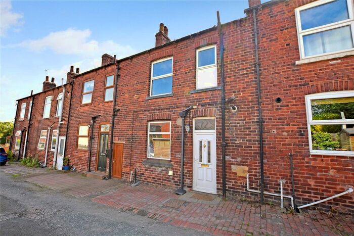 2 Bedroom Terraced House To Rent In Binks Street, Wakefield, West Yorkshire, WF1
