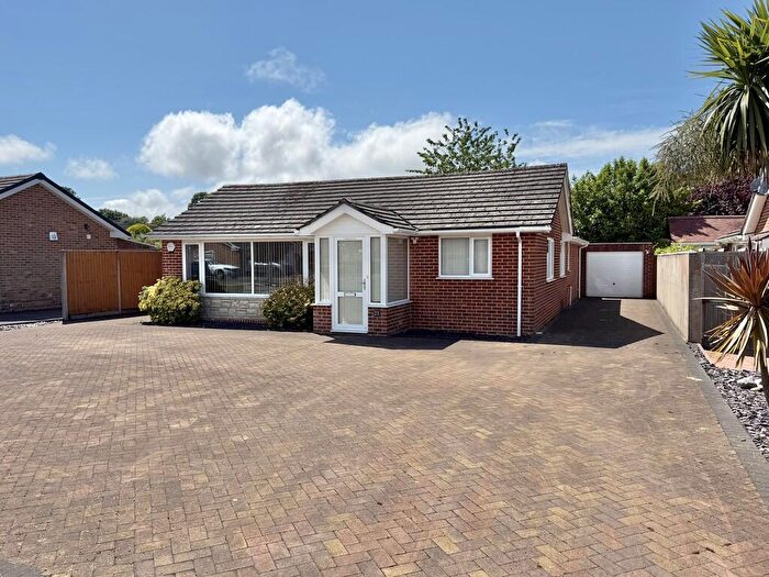 3 Bedroom Detached Bungalow For Sale In Dalkeith Road, Corfe Mullen, BH21