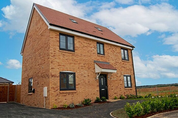 4 Bedroom Detached House For Sale In Teal Drive, Kennett, CB8