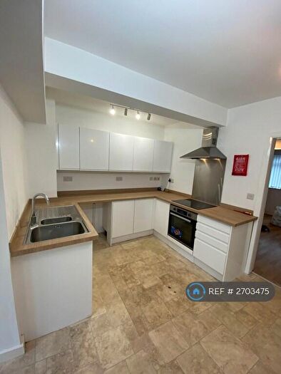 3 Bedroom Semi Detached House To Rent In Whitmore Road, Chaddesden, Derby, DE21