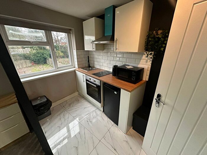 Studio To Rent In Teignmouth Road, Selly Oak, B29