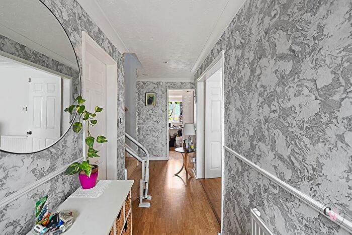 4 Bedroom Detached House For Sale In Chesterfield Close, Winsford, CW7