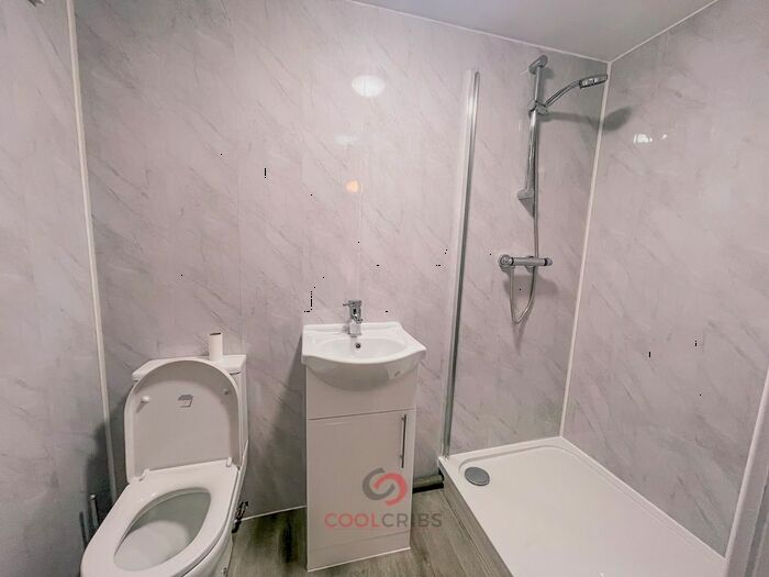 1 Bedroom Flat To Rent In Shoreditch High Street, London, E1