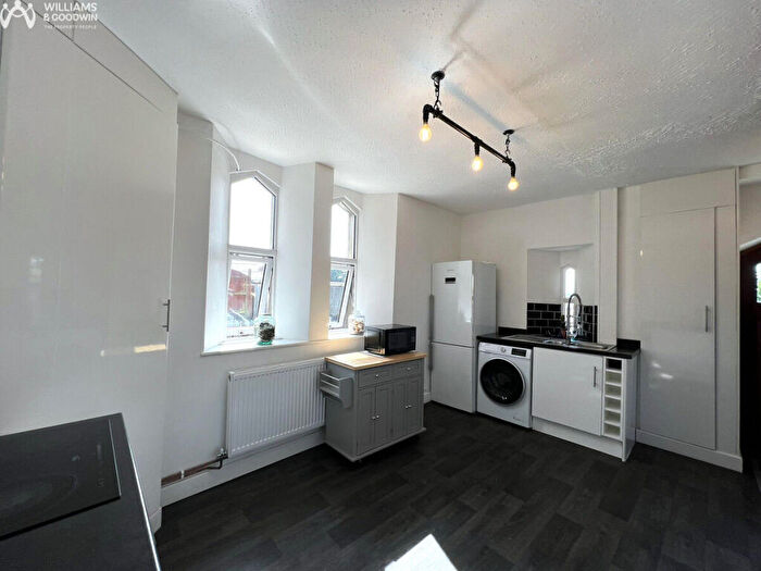 2 Bedroom Character Property For Sale In Pensarn, Pentre Berw, LL60