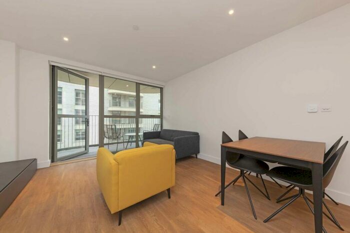 2 Bedroom Flat To Rent In Green Street, Old Oak Common, NW10