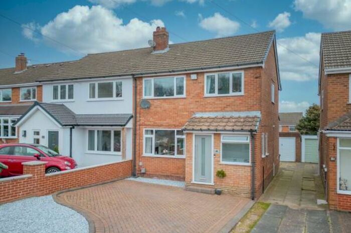 3 Bedroom House To Rent In Hundred Acre Road, Streetly, B74