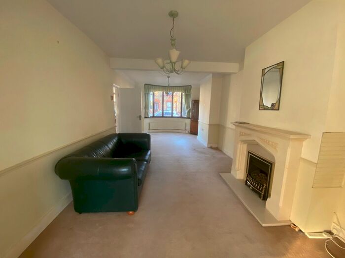 3 Bedroom Terraced House To Rent In Chesterfield Road, Enfield, EN3