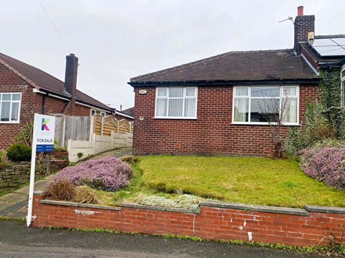2 Bedroom Semi-Detached Bungalow For Sale In Oakbank Avenue, Chadderton, OL9