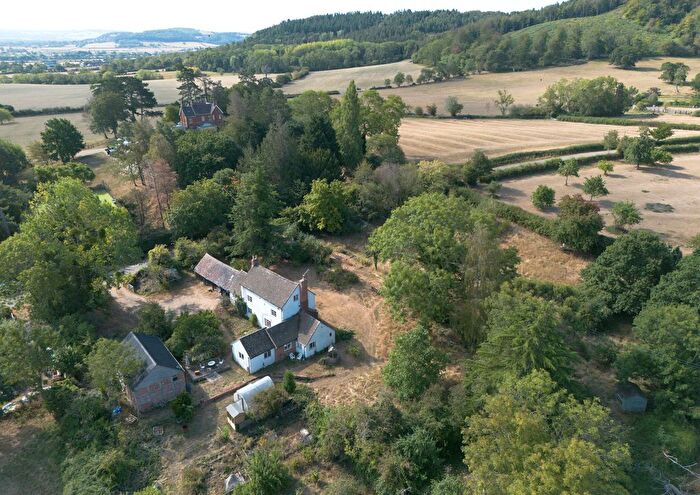 5 Bedroom Detached House For Sale In Pershore, Worcestershire, WR10