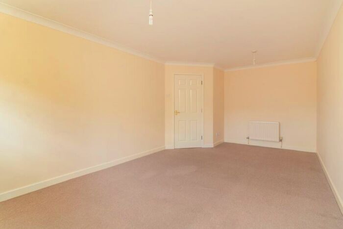2 Bedroom Apartment To Rent In Orient Place, Canterbury, CT2