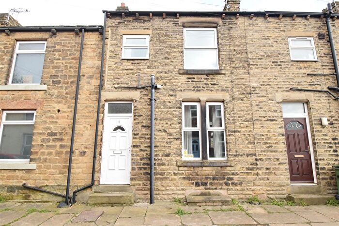 2 Bedroom Terraced House To Rent In Hawthorne Terrace, Ossett, WF5