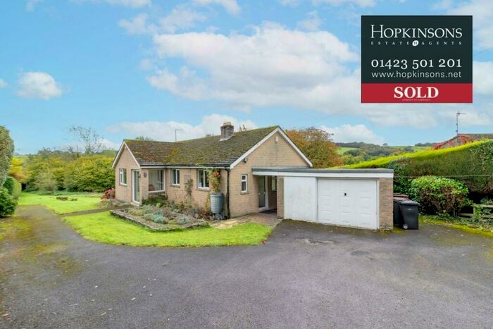 2 Bedroom Detached Bungalow For Sale In Nidd Lane, Birstwith, Harrogate, HG3