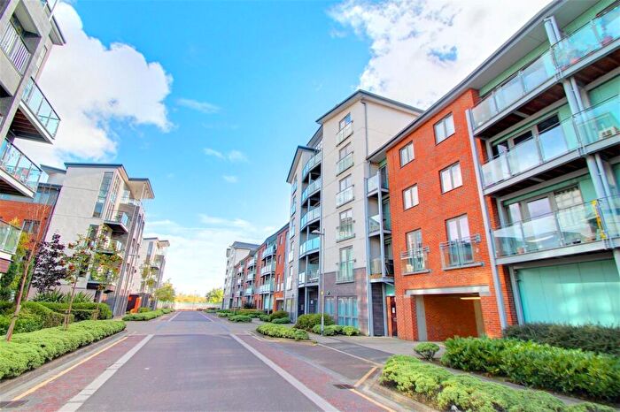 2 Bedroom Apartment For Sale In Willbrook House, Worsdell Drive, Gateshead, Tyne And Wear, NE8