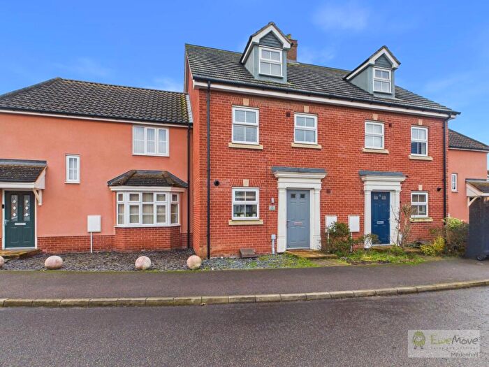 3 Bedroom Terraced House For Sale In Snowdrop Way, Red Lodge, IP28