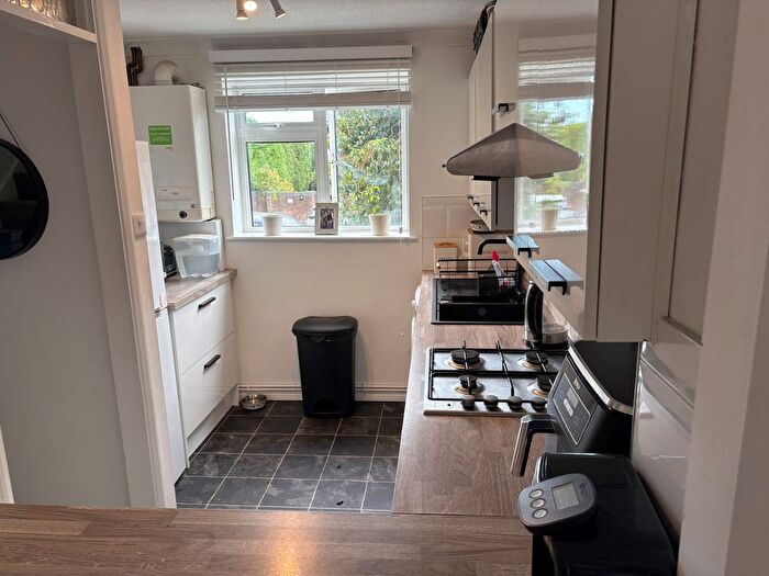 2 Bedroom Semi-Detached House To Rent In Pipers Gate, Uckfield, TN22