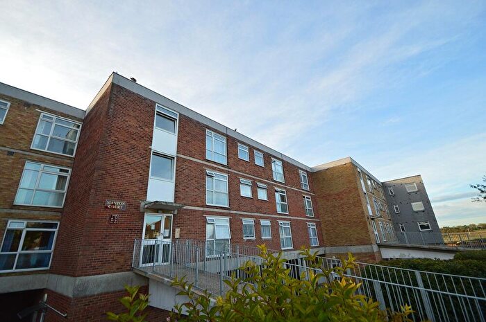 Studio To Rent In Manton Court, Rotunda Road, Eastbourne, East Sussex, BN23