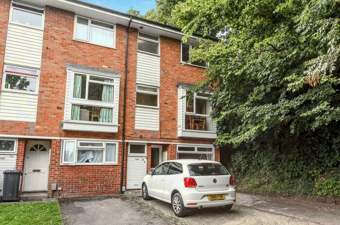 5 Bedroom End Of Terrace House To Rent In Guildford Park Avenue, Guildford, GU2