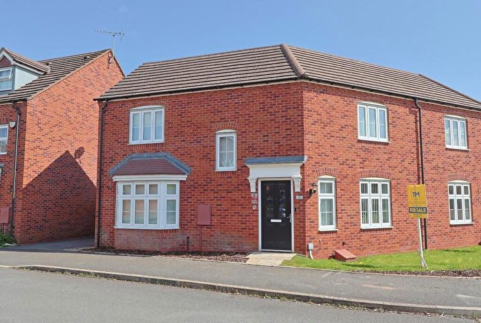 3 Bedroom Semi Detached House For Sale In Jefferson Way, Bannerbrook Park, Coventry - Garage And Parking, CV4