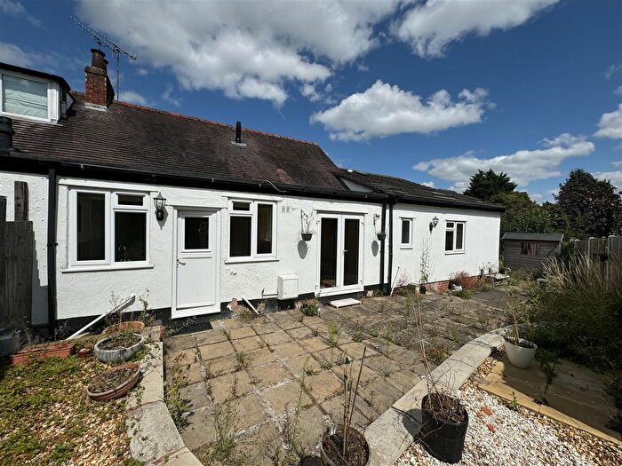 2 Bedroom Semi-Detached Bungalow To Rent In Christchurch Road, Worcester, WR4