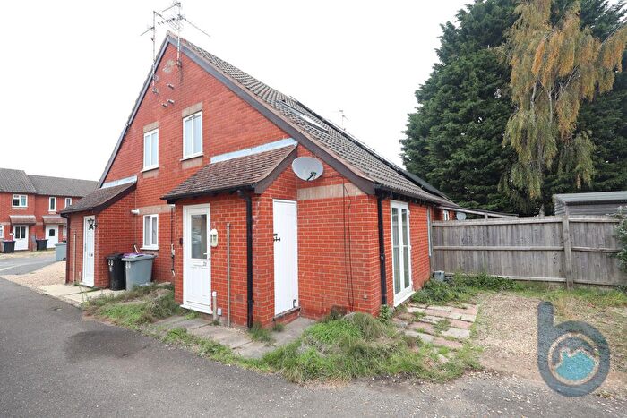 1 Bedroom End Of Terrace House To Rent In The Brambles, Deeping St James, PE6