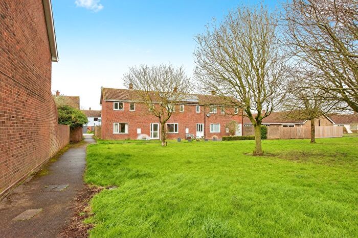 3 Bedroom End Of Terrace House For Sale In The Glebe, Bury St. Edmunds, Suffolk, IP29