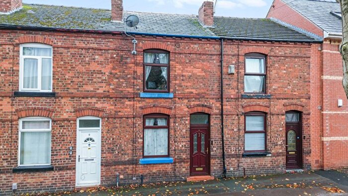 2 Bedroom Terraced House For Sale In Ashton-In-Makerfield, Wigan, WN4