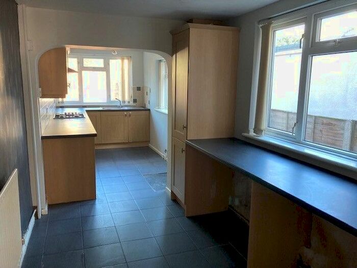 2 Bedroom Semidetached House To Rent In Harrison Street, Bloxwich