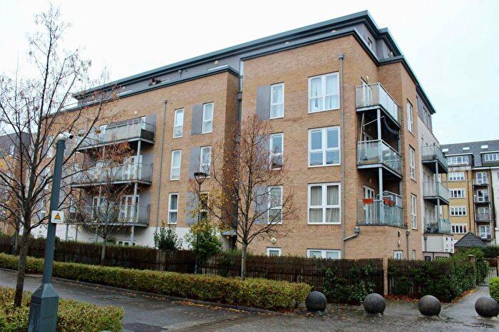 2 Bedroom Flat To Rent In Kew Apartments, Wintergreen Boulevard, West Drayton, UB7