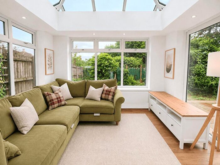 4 Bedroom Detached House To Rent In Highfields Close, Stoke Gifford, Bristol, BS34