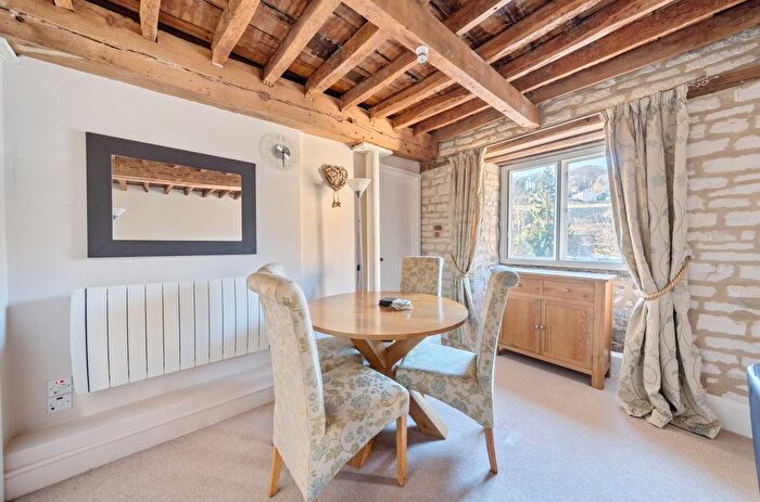 2 Bedroom Flat For Sale In Dunkirk Mills, Inchbrook, Stroud, GL5